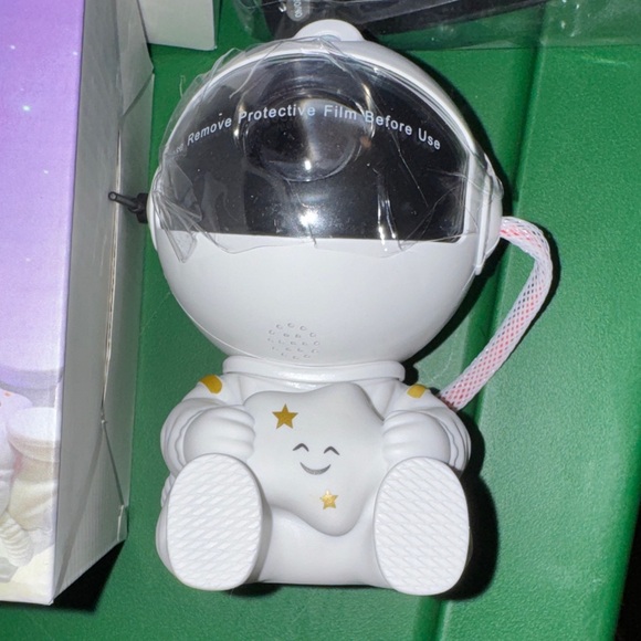 Other - White Astronaut Night Light with Star Accent